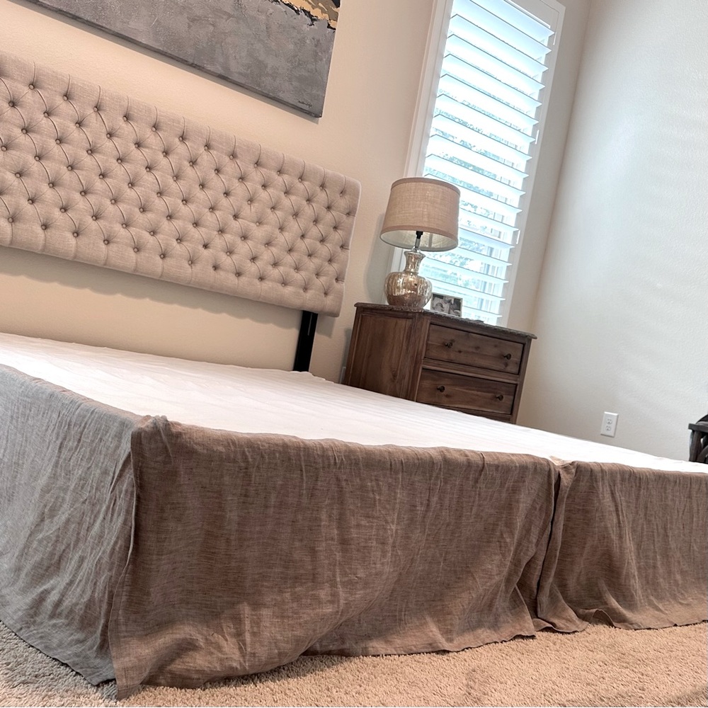 Restoration Hardware Linen Bedskirt California King 15”